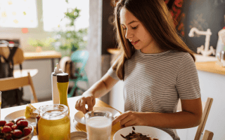 les bienfaits de la naturopathie pour adolescents